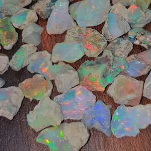 200Cts /40 Gram Natural Opal Raw Rough Lot - 70-80 Pcs - A Grade welo mined natural opal - Loose Opal Parcel