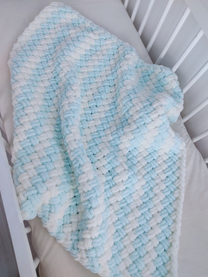 Hand knit baby blanket zig zag pattern knit chunky knit Etsy