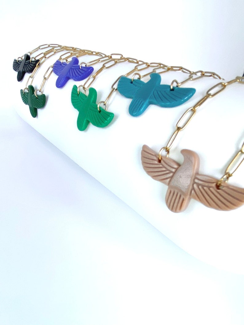 Eagle bird totem necklace in colored acrylic mounted on a stainless steel chain, bird necklace image 2