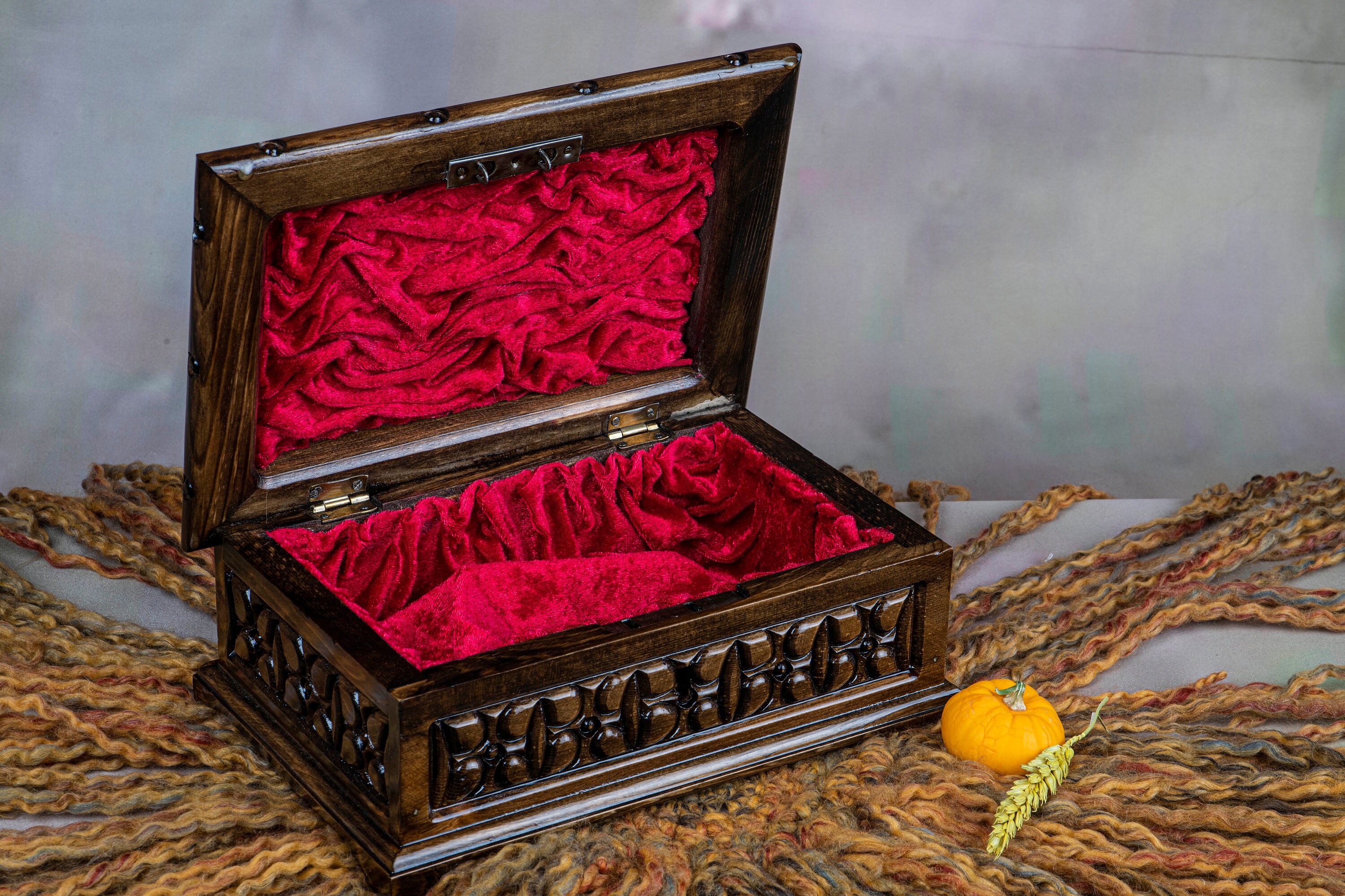 18+ Treasure Chest Jewelry Box