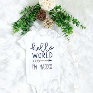 Custom Baby Coming Home Hello World Body Onesie {Baby Shower Geschenk für Neugeborene, Baby Ankündigung }