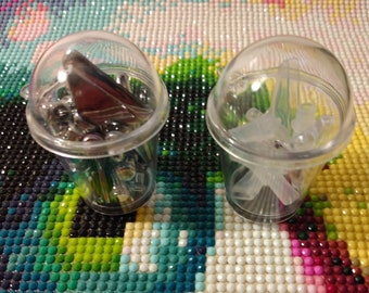 Diamond Painting Cover Tips Minders / Pen Tips Holder.  Store Your Diamond Painting Pen Tips in Your Cover Minder!  Diamond Painting Tools.
