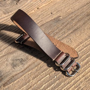 Horween Chromexcel Brown Leather Watch Strap NATO Bespoke Band 18mm, 19mm, 20mm, 21mm, 22mm, 24mm, Classic NATO Strap