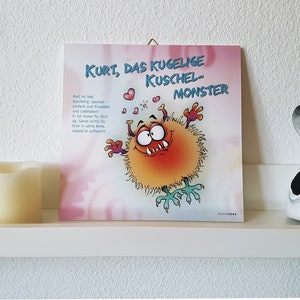 Wanddeko. Wandbild. Das Kuschelmonster. Liebe. Bilderdruck mit Illustration auf Forex-Hartschaumplatte, quadratisch, 210 x 210 mm.