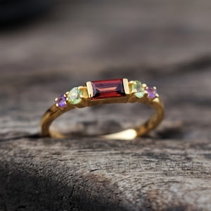 Natural Garnet & Peridot Ring, Amethyst Ring, 18k Gold Vermeil Ring, Multi Gemstone Ring, Dainty Promise Ring, Weeding Ring, Bohemian Ring