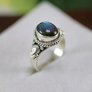 Natural Labradorite Ring, 925 Silver Labradorite Ring, Boho Hippie Ring, Promise Ring, Dainty Ring, Handmade Ring, Labradorite Gift Jewelry