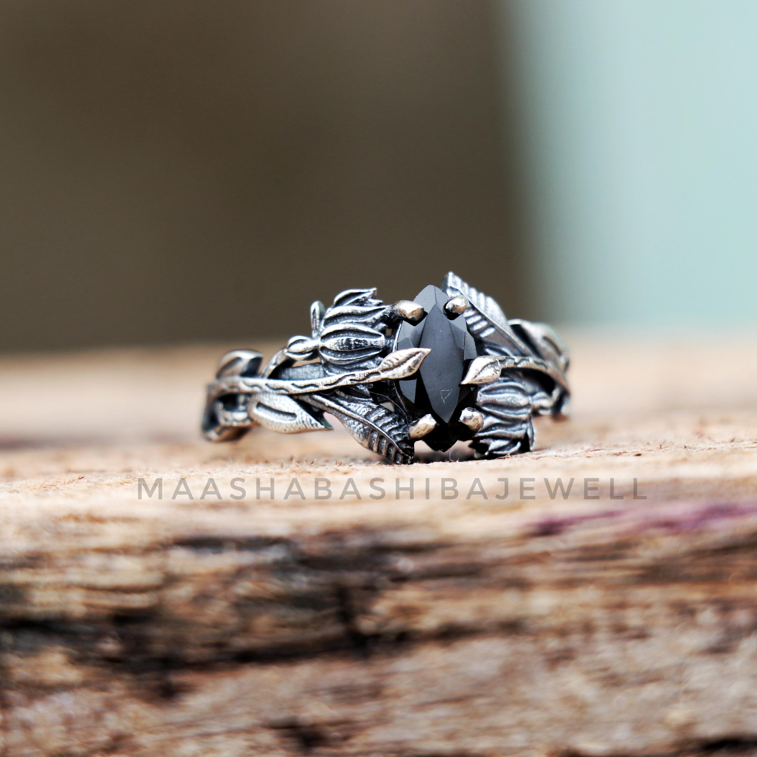 Silver Leaves Ring, Black Onyx Ring, Marquise Ring, 925