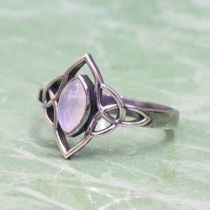 Natural Moonstone Ring, 925 Sterling Silver Ring, Silver Moonstone Ring, Rings For Women, Engagement Rings, Birthstone Ring, Gift For Her