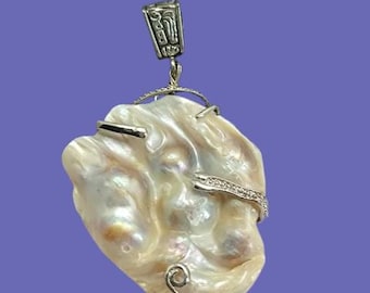 Blister Pearl Pendant