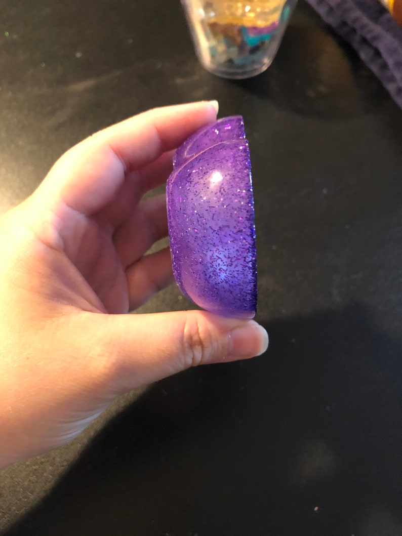 Heart resin trinket dish