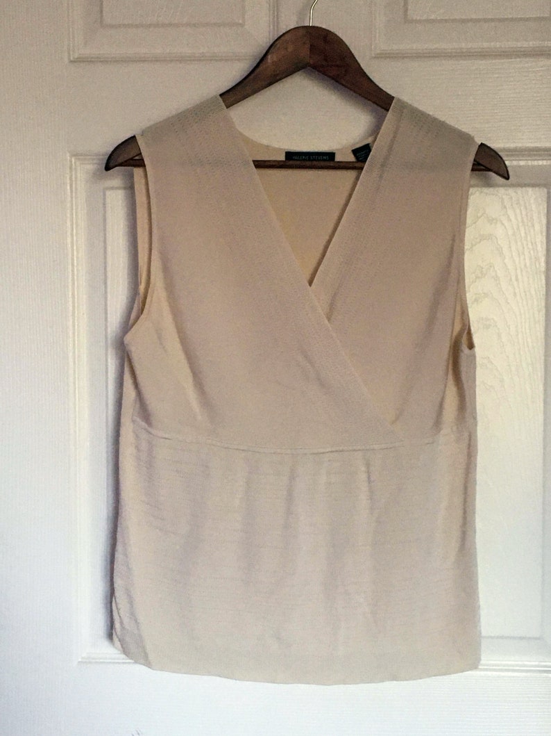 Women/'s Valerie Stevens Cream Blouse