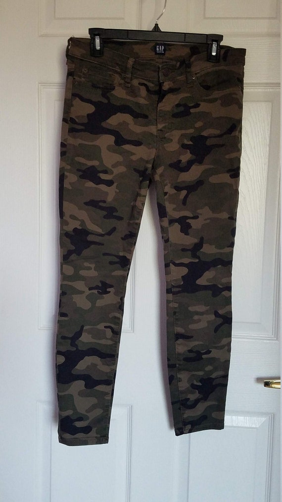 gap camo jeans