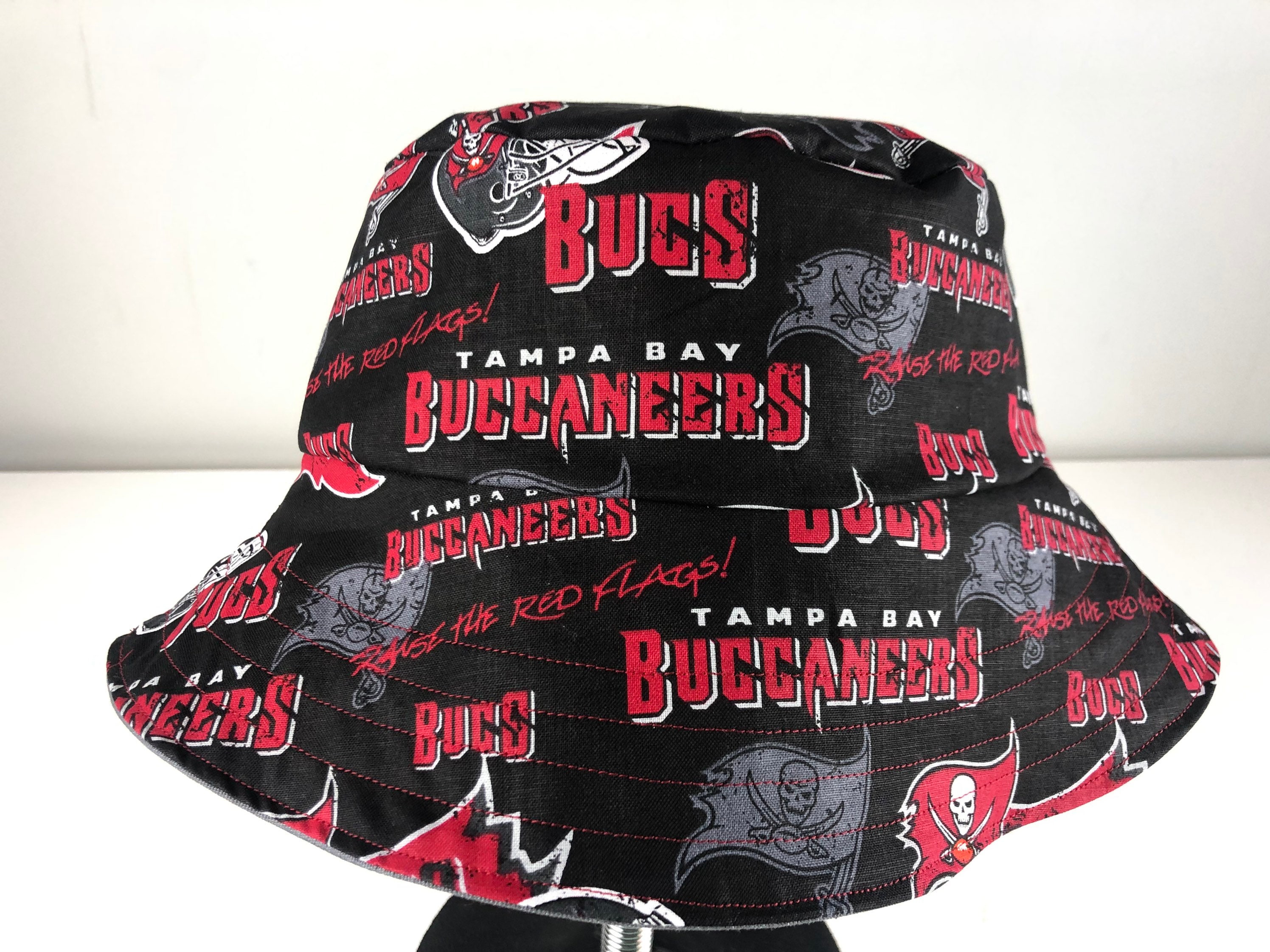Stretch Denim Reversible Bucket Hat of Tampa Bay Buccaneers 