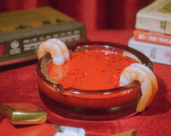Großer von einem Shrimps Cocktail inspirierter Glasaschenbecher