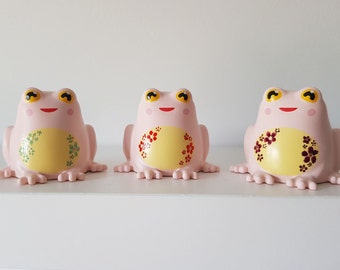 Vinyl Frog Figurine or Ornament - Hand Painted Details - 4cm Tall - Shelf Or Desk Buddy