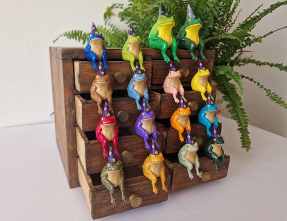 Little and Big Frog Wizards - Hand-Painted - 5.5cm/8cm Miniature Models - EXCLUSIVE to Grumpy Goblin Goods!