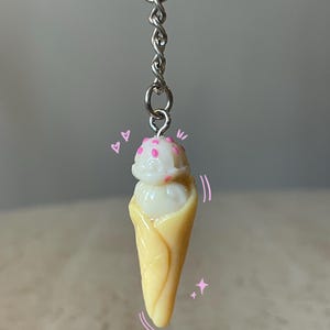 Cute Icecream Keychain| polymer clay keychain| cute polymer clay ideas| cute purse accessories