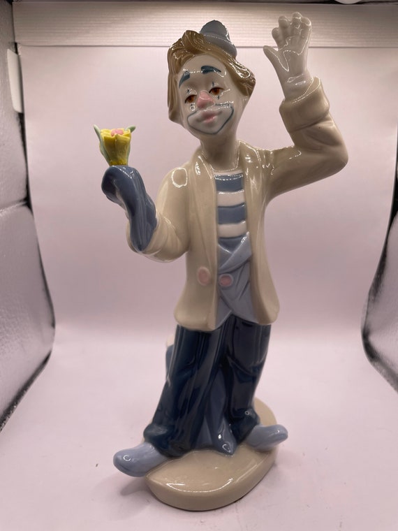 Clown Figurine Vintage Statue Sculpture Vtg Collectible - Etsy