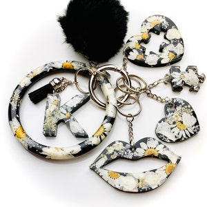 Black & White Floral Personalized Resin Initial Keychain  Set |Keychain Charm