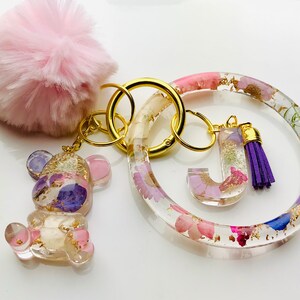 Purple/Pink Floral Personalized Resin Initial Keychain Bracelet Set| Custom Keychain Holder