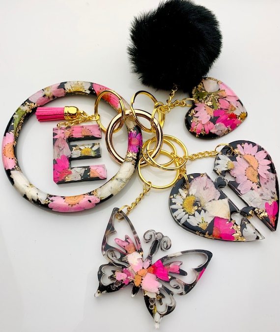 Black Pink Floral Personalized Resin Initial Keychain Set| Keychain  Bracelet SetCustom Keychain Holder