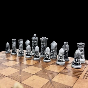 Jeu d'échecs VIP en métal avec échiquier Jeu de société à figures gothiques Échiquier personnalisé Bronze Argent image 10
