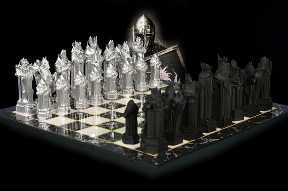 Schachfiguren Set Fantasy Ritter Schach Spiel Siegfried und die Nibelungen 
