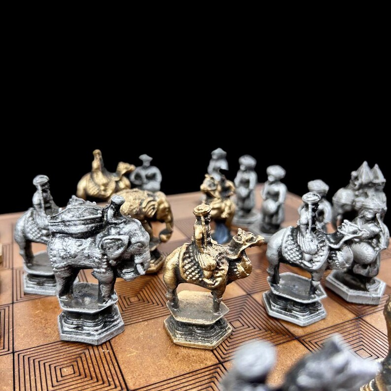 Death Rider Chess Set Metal Indian Historical Chess Set - Medieval Indian Chess ...