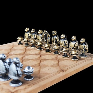 Collectible Animal Themed Metal Chess Set - Personalized Cartoon Board Game | Personalized Chessboard | Gold - Silver