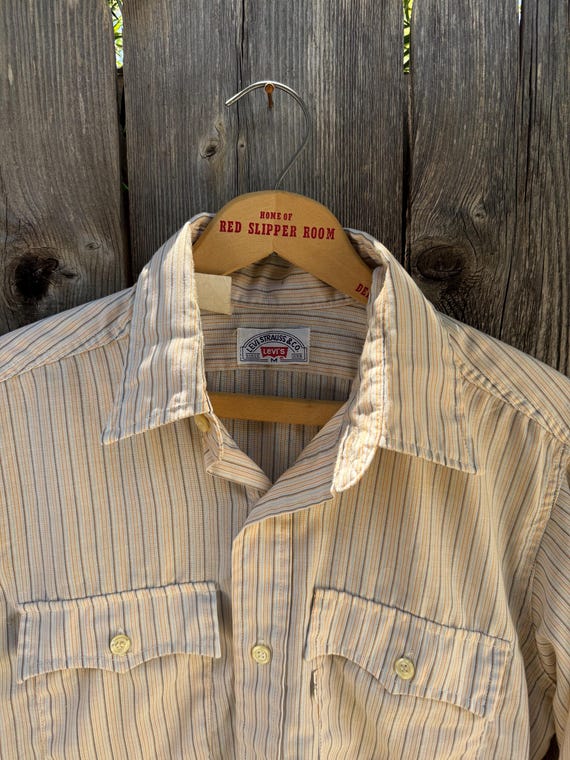 Levi's Button-Up Vertical Striped Long-Sleeve Shi… - image 4