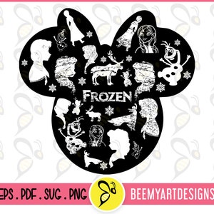 Puede incluir: Silueta en blanco y negro de una cabeza de Mickey Mouse con varios personajes de Frozen en su interior, incluyendo Elsa, Anna, Olaf y Kristoff. La palabra "FROZEN" está escrita en el centro de la cabeza.