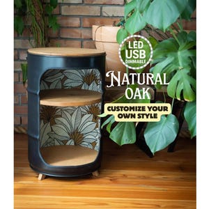 Table de chevet tambour à huile noire faite main : étagères en chêne, lumières LED USB