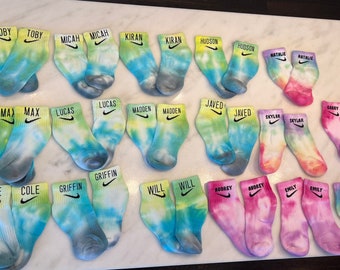 Unisex kids tie dye custom socks with black letter personalization, ankle or crew socks, birthday party favors for kids, class gifts,