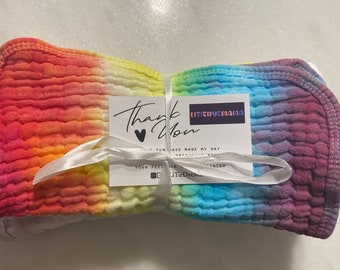 Cotton tie dye muslin burp cloths in rainbow and pastels, soft cotton burp cloths, tie-dye burp cloths, tie-dye baby, personalization option