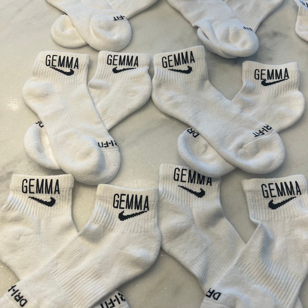 White kids nike ankle sock with names of choice, personalized nike socks for kids, nike ankle socks kids, kids socks custom personalized