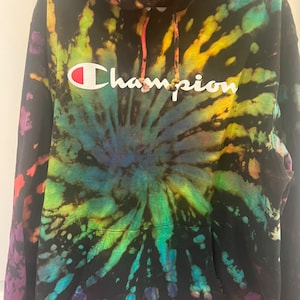 Champion reverse tie dye long sleeved shirt / lightweight hoodie in rainbow and black, womens size medium, spring 2022, Mother’s Day gifts