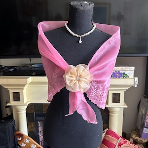 KIDS size. (6-12) Philippines Traditional Filipiniana Shawl Alampay with brooch. Made of  Pinya /Organza .embroidered design.