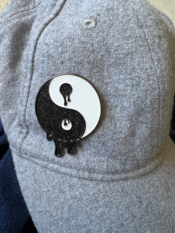 Yin Yang Glitter Enamel Pin/ Yin Yang Drip Enamel Pin/ Yin  display picture 1