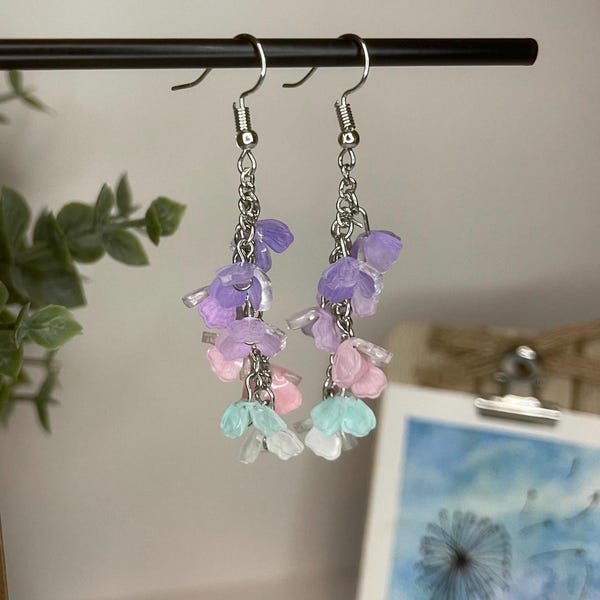 Pendientes de orquídea de plástico retráctil, colgantes, morado, rosa y blanco degradado, flores de primavera hechas a mano.