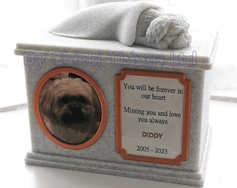 Forever Cherished, Lhasa Apso Memorial Urn Box, Lhasa Apso Urn, Shih Tzus Urn, sierlijke slapende hondenurn, stijlvolle hondenurn.