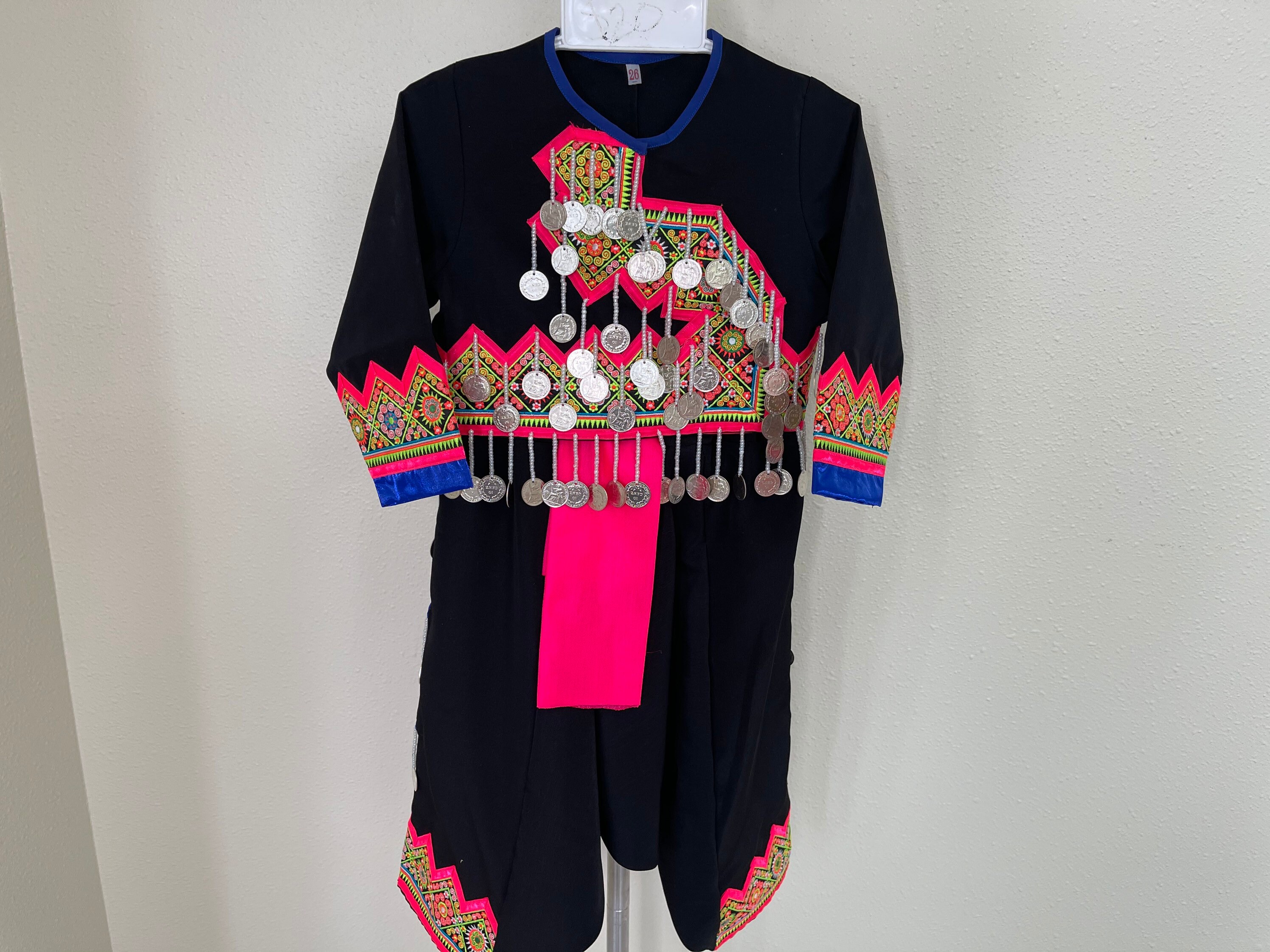 5C boy hmong clothes size 32 Etsy