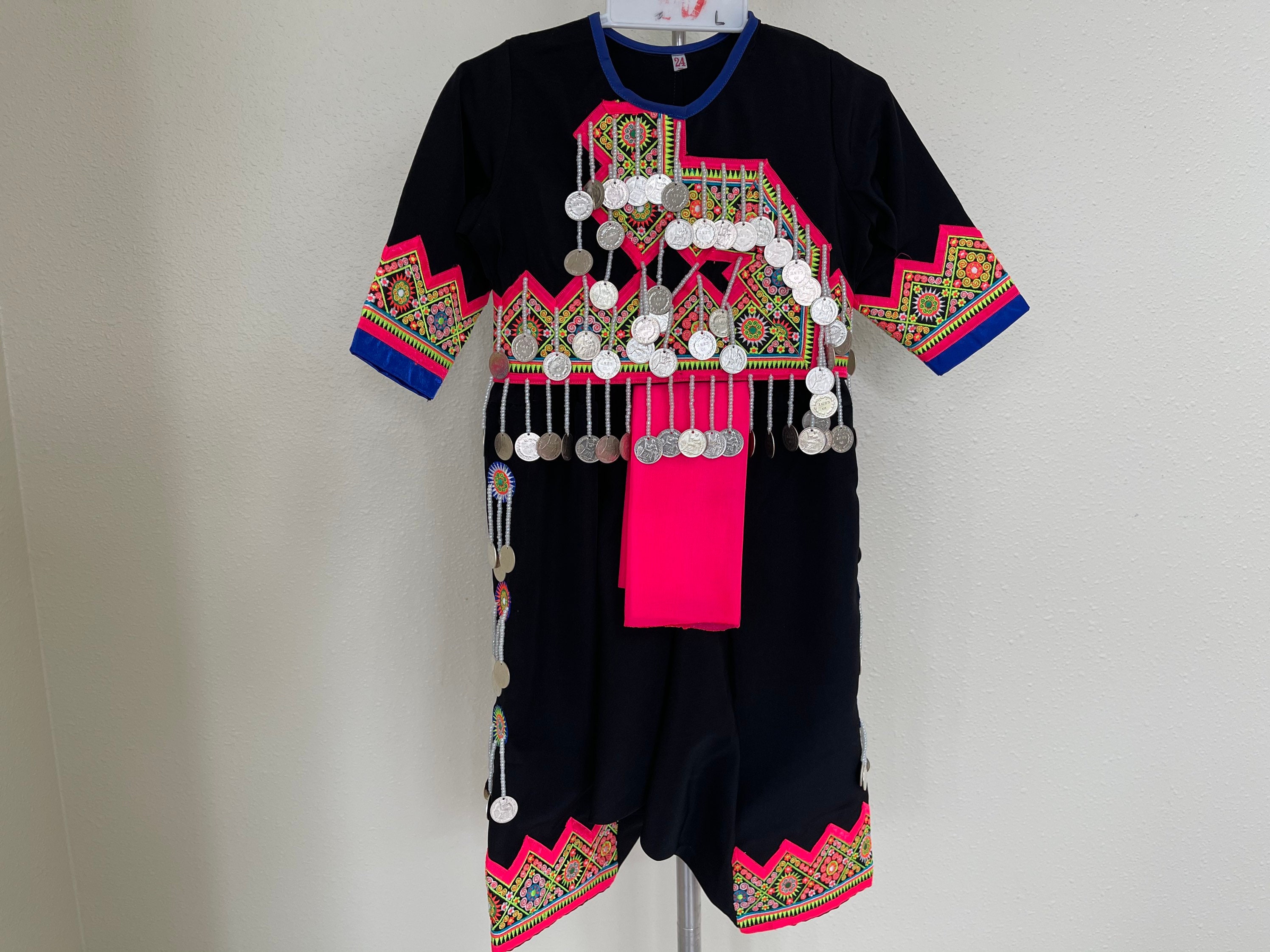 1C boy hmong clothes size 24 Etsy