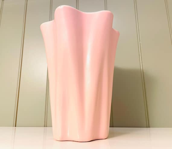 ピンクの曲線花瓶 Vintage 1930's Red Wing Light Pink/white 887 Ruffled/scalloped