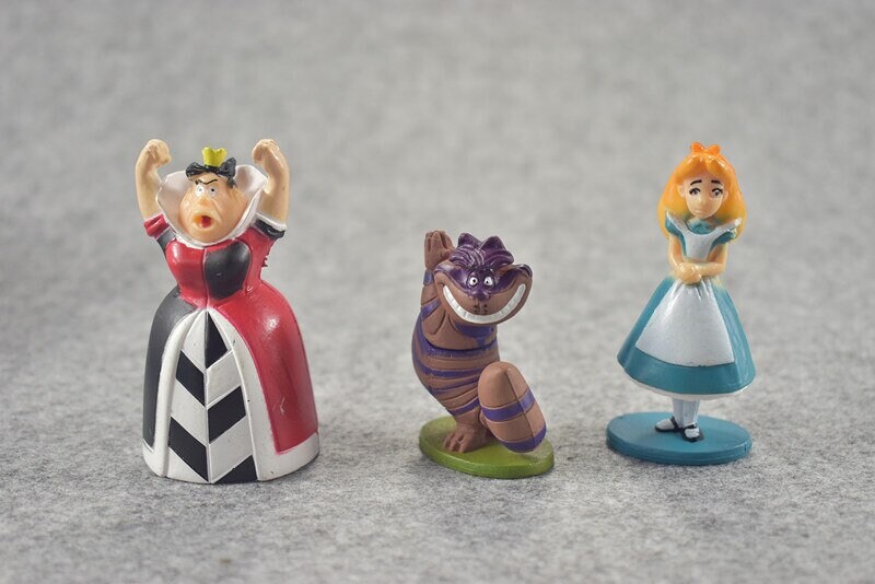 alice in wonderland toy figures