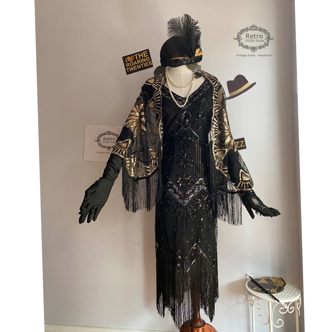 Plus Size 1920s Flapper Dress: Black & Gold Sequin Fringed Gown with Shawl
