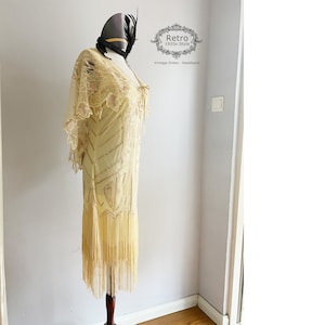 1920s Vintage Gatsby Sequinned-Overlay Beaded Scalloped Flapper Fringed Dress Cape Wedding Dress bridal Shrug (1 Dress, 1 Shawl,1 Headband)