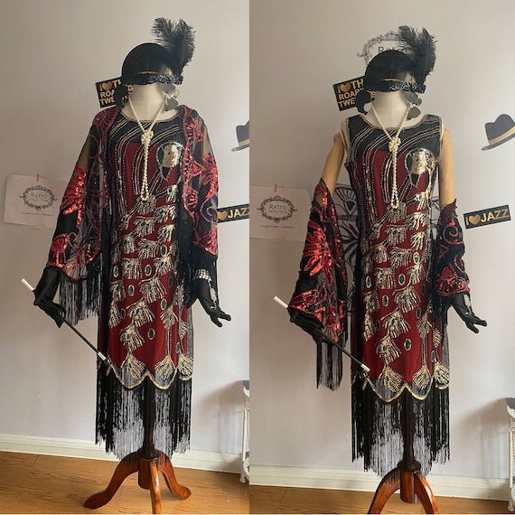 Costume Gatsby rouge des années 1920 pour femmes, robe à franges, col en V,  paillettes, perles de paon, robe de mariée brodée et châle long -   France