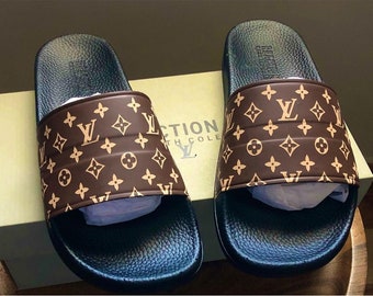 louis vuitton jelly slides