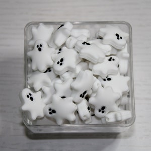 Individual Ghost Shaped Silicone Beads, Mini Ghost beads, Halloween Beads, Beads for crafting, Small White ghost beads with Black Eyes
