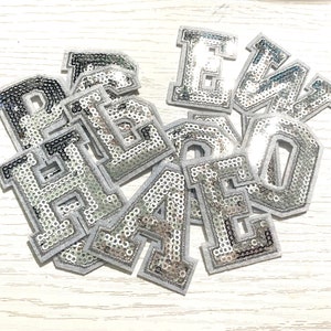 Parches de letras de lentejuelas plateadas para ropa; Parches de letras de 2 pulgadas, bordado de alfabeto con plancha a la moda